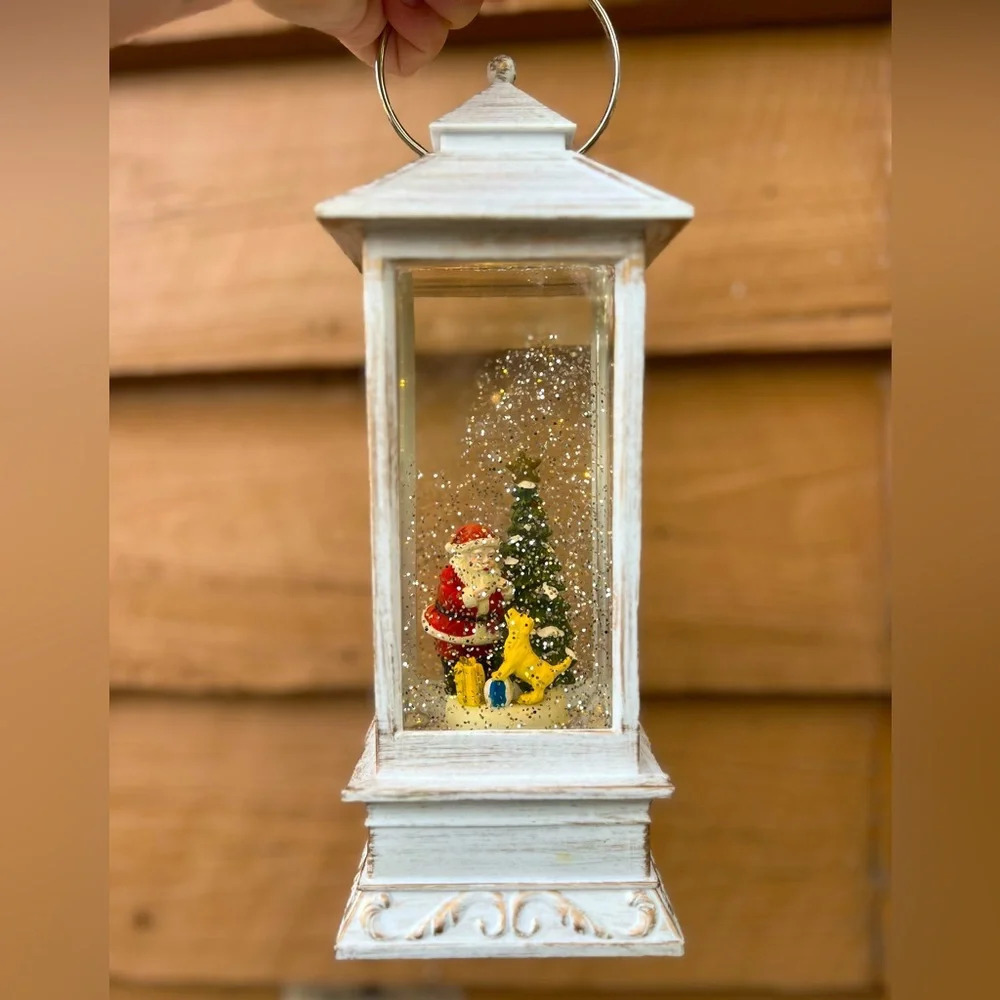 10” LED Christmas Lantern Snow Globe with Santa
Vintage Farmhouse Holiday Decor